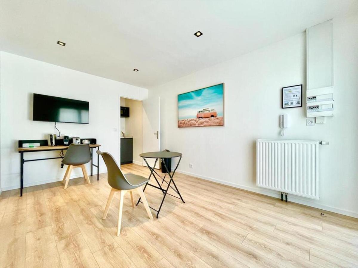 Residence Duguay - Centre Ville - Porte B - Appartements Tout Confort - Neuf - Nouveau Lorient Dış mekan fotoğraf